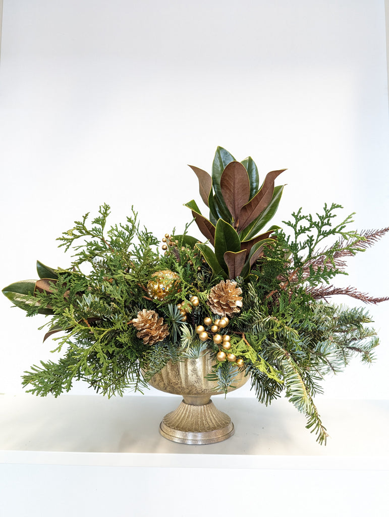 Glamour & Gold Holiday Centrepiece