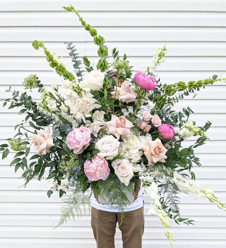 Grand Luxe Blush Arrangement