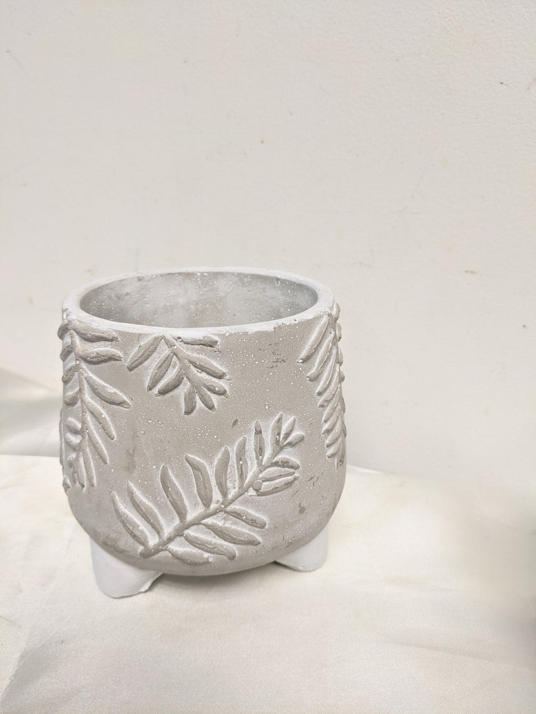 Leaf Pedestal Pot 5x4.75