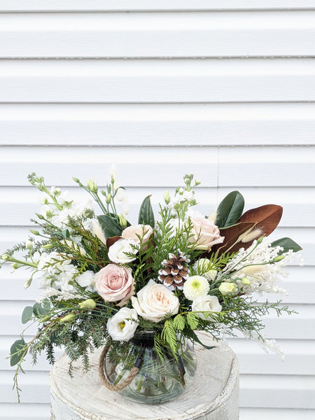 Holiday Edition: Fresh & Dried Arrangement – Beaudry Flowers