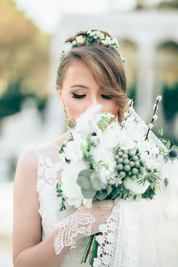 Say Yes to the Bouquet: How to Choose the Right Flowers for Your Wedding Day