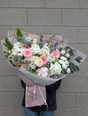Rosé Hand-tied Bouquet