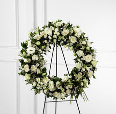 The FTD Splendor  Wreath