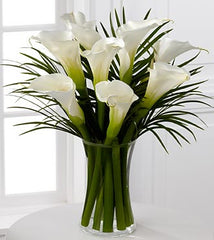 Endless Elegance Calla Lily Bouquet - VASE INCLUDED - Beaudry Flowers