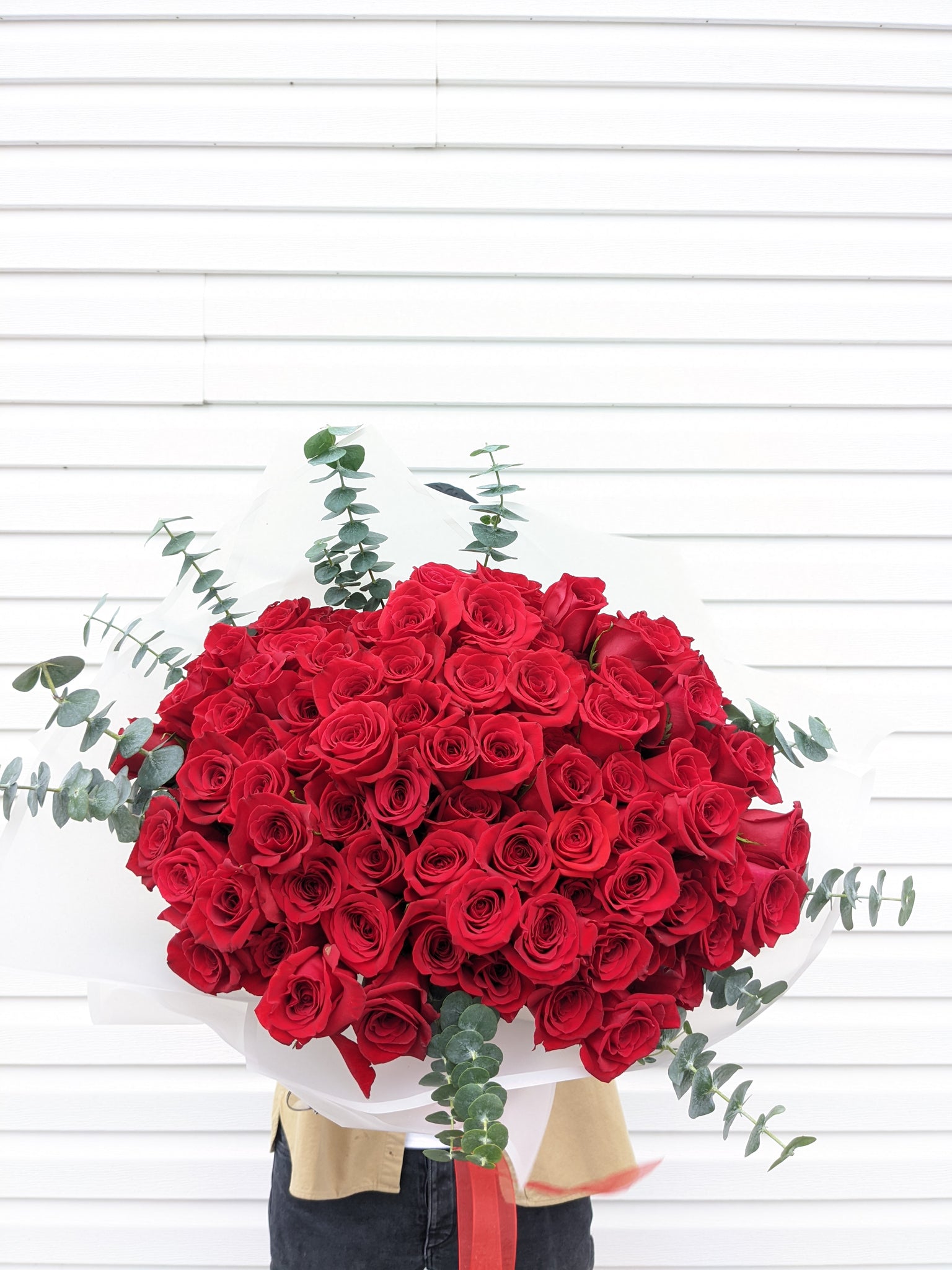 100 Premium Red Roses – Beaudry Flowers